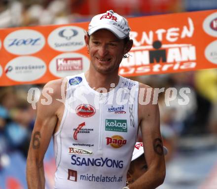 Ironman Austria. Schwimmen, Radfahren, Laufen. Hannes Hempel (AUT). Klagenfurt, am 13.7.2008.
Copyright Kuess

---
pressefotos, pressefotografie, kuess, qs, qspictures, sport, bild, bilder, bilddatenbank