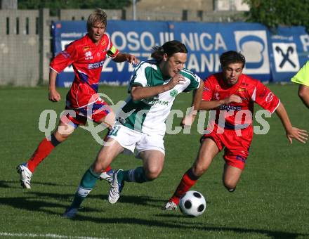 Fussball. Testspiel. SAK gegen Olimpia Ljubljana. Edo Adilovic (SAK), Miran Pavlin (Ljubljana). Klagenfurt, 19.7.2008
Copyright Kuess

---
pressefotos, pressefotografie, kuess, qs, qspictures, sport, bild, bilder, bilddatenbank