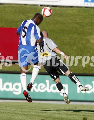 Fussball. Testspiel. FC St. Veit gegen Wigan Athletic. Titus Bramble (Wigan), Daniel Barrazutti (St. Veit). St. Veit, 19.7.2008
Copyright Kuess

---
pressefotos, pressefotografie, kuess, qs, qspictures, sport, bild, bilder, bilddatenbank