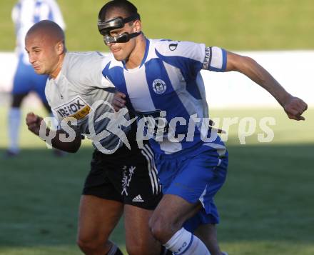 Fussball. Testspiel. FC St. Veit gegen Wigan Athletic. Scharner Paul (Wigan), Daniel Barrazutti (St. Veit). St. Veit, 19.7.2008
Copyright Kuess

---
pressefotos, pressefotografie, kuess, qs, qspictures, sport, bild, bilder, bilddatenbank