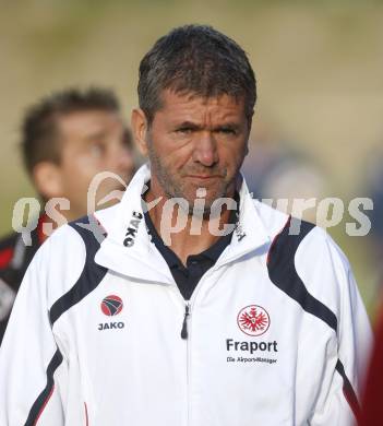 Fussball. Testspiel. Eintrach Frankfurt gegen Wigan Athletic. Trainer Friedhelm Funkel (Eintracht). Bad Bleiberg, am 22.7.2008
Copyright Kuess

---
pressefotos, pressefotografie, kuess, qs, qspictures, sport, bild, bilder, bilddatenbank