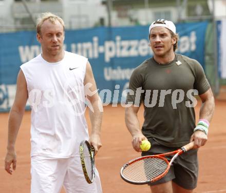 KAC Tennisturnier. Dieter Kalt, Stefan Koubek. Klagenfurt, am 26.7.2008.
Foto: Kuess
---
pressefotos, pressefotografie, kuess, qs, qspictures, sport, bild, bilder, bilddatenbank