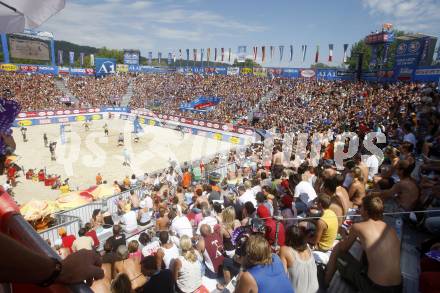 Beachvolleyball. Grand Slam 2008. Fans. Klagenfurt, 3.8.2008.
Copyright Kuess

---
pressefotos, pressefotografie, kuess, qs, qspictures, sport, bild, bilder, bilddatenbank