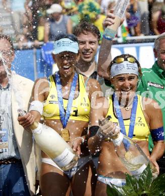 Beachvolleyball. Grand Slam 2008. Ana Paula Conelly, Bede Shelda (BRA ). Klagenfurt, 31.7.2008.
Copyright Kuess

---
pressefotos, pressefotografie, kuess, qs, qspictures, sport, bild, bilder, bilddatenbank