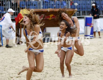 Beachvolleyball. Grand Slam 2008. Zipfergirls. Klagenfurt, 1.8.2008.
Copyright Kuess

---
pressefotos, pressefotografie, kuess, qs, qspictures, sport, bild, bilder, bilddatenbank