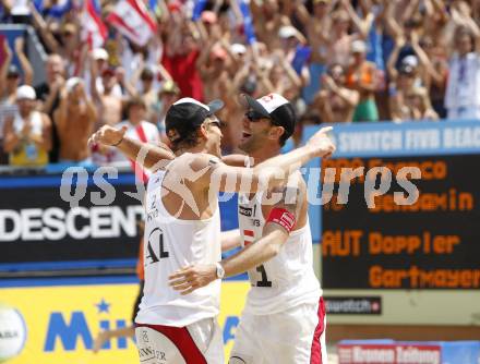 Beachvolleyball. Grand Slam 2008. Jubel DOPPLER Clemens, GARTMAYER Peter  (AUT). Klagenfurt, 31.7.2008.
Copyright Kuess

---
pressefotos, pressefotografie, kuess, qs, qspictures, sport, bild, bilder, bilddatenbank