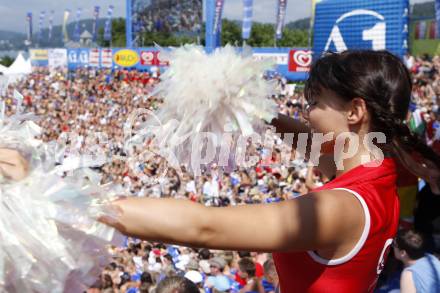 Beachvolleyball. Grand Slam 2008. Fans. Klagenfurt, 3.8.2008.
Copyright Kuess

---
pressefotos, pressefotografie, kuess, qs, qspictures, sport, bild, bilder, bilddatenbank