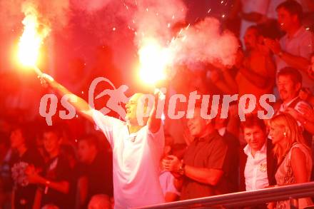 Fussball Regionalliga. WAC/St. Andrae gegen GAK. Fans (WAC). Wolfsberg, am 1.8.2008.
Foto: Kuess

---
pressefotos, pressefotografie, kuess, qs, qspictures, sport, bild, bilder, bilddatenbank