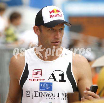 Beachvolleyball. Grand Slam 2008. Nik Berger (AUT). Klagenfurt, 31.7.2008.
Copyright Kuess

---
pressefotos, pressefotografie, kuess, qs, qspictures, sport, bild, bilder, bilddatenbank