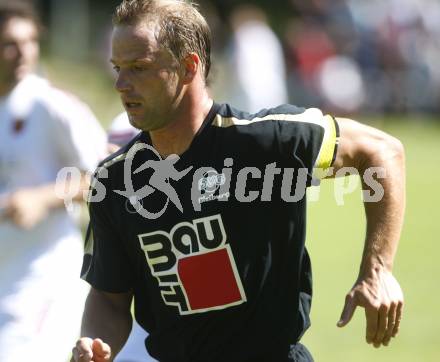 Fussball Kaerntner Liga.ATUS Ferlach gegen SVG Bleiburg. Daniel Wriessnig (Bleiburg).Ferlach, am 9.8.2008.
Foto: Kuess

---
pressefotos, pressefotografie, kuess, qs, qspictures, sport, bild, bilder, bilddatenbank