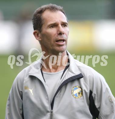 Fussball. Kaerntner Liga. Landskron gegen VSV. Trainer Helmut Baic (VSV).  Landskron, am 16.8.2008.
Foto: Kuess
---
pressefotos, pressefotografie, kuess, qs, qspictures, sport, bild, bilder, bilddatenbank