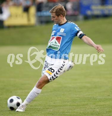 Fussball. Regionalliga. SV Feldkirchen gegen TSV Sparkasse Hartberg. Michael Rebernig (Feldkirchen). Feldkirchen, am 22.8.2008.
Foto: Kuess

---
pressefotos, pressefotografie, kuess, qs, qspictures, sport, bild, bilder, bilddatenbank