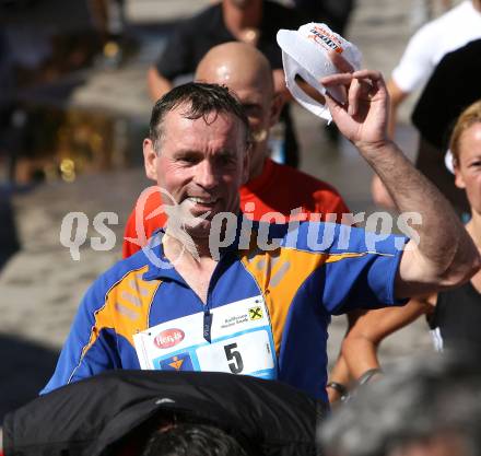 Halbmarathon. Kaernten laeuft. Zieleinlauf. Reichhold Mathias. Klagenfurt, 24.8.2008
Copyright Kuess

---
pressefotos, pressefotografie, kuess, qs, qspictures, sport, bild, bilder, bilddatenbank