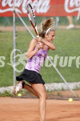 Tennisturnier Poertschach. Denise Scheiflinger. Poertschach, am 26.8.2008.
Foto: Kuess
---
pressefotos, pressefotografie, kuess, qs, qspictures, sport, bild, bilder, bilddatenbank