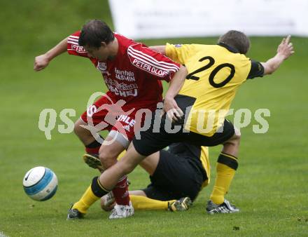 Fussball Unterliga Ost. Reichenau gegen St. Michael/Bl. Wernig Stefan (Reichenau), Korasa Matic (St. Michael). Reichenau, am 23.8.2008.
Foto: Kuess

---
pressefotos, pressefotografie, kuess, qs, qspictures, sport, bild, bilder, bilddatenbank