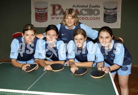 Tischtennis. TTC Villach. Bundesliga.
Vorne v.links: Alexandra Kreskocziova, Jana Medrikova, Katja Feldkircher, Mariani Nonaka; Hinten: Feuerabend Bettina. Villach, 28.8.2008
Foto: Kuess
---
pressefotos, pressefotografie, kuess, qs, qspictures, sport, bild, bilder, bilddatenbank