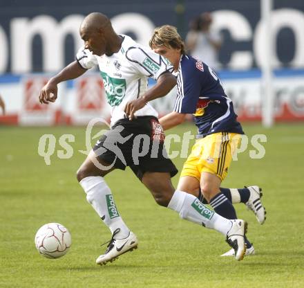 Fussball. Tipp3 Bundesliga. SK Kelag Kaernten gegen Red Bull Salzburg. Sandro Ferreira Da Silva  (Kaernten), Christoph Leitgeb  (Salzburg). Klagenfurt, 31.8.2008
Foto: Kuess

---
pressefotos, pressefotografie, kuess, qs, qspictures, sport, bild, bilder, bilddatenbank