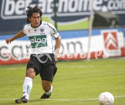 Fussball. Tipp3 Bundesliga. SK Kelag Kaernten gegen Red Bull Salzburg. Carlos Chaile  (Kaernten). Klagenfurt, 31.8.2008
Foto: Kuess

---
pressefotos, pressefotografie, kuess, qs, qspictures, sport, bild, bilder, bilddatenbank