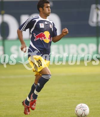 Fussball. Tipp3 Bundesliga. SK Kelag Kaernten gegen Red Bull Salzburg. Anis Boussaidi  (Salzburg). Klagenfurt, 31.8.2008
Foto: Kuess

---
pressefotos, pressefotografie, kuess, qs, qspictures, sport, bild, bilder, bilddatenbank