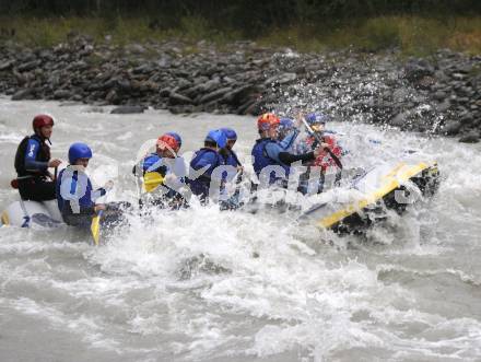 EBEL. Eishockey Bundesliga. Teambuilding KAC. Rafting. Lienz, am 1.9.2008.
Foto: Kuess

---
pressefotos, pressefotografie, kuess, qs, qspictures, sport, bild, bilder, bilddatenbank