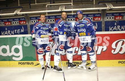 EBEL. Eishockey Bundesliga. Mannschaftsfototermin VSV. Robby Sandrock, Darell Scoville, Guenther Lanzinger. Villach, am 2.9.2008.
Foto: Kuess

---
pressefotos, pressefotografie, kuess, qs, qspictures, sport, bild, bilder, bilddatenbank