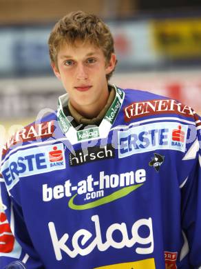 EBEL. Eishockey Bundesliga. Mannschaftsfototermin VSV. Marco Wieser. Villach, am 2.9.2008.
Foto: Kuess

---
pressefotos, pressefotografie, kuess, qs, qspictures, sport, bild, bilder, bilddatenbank