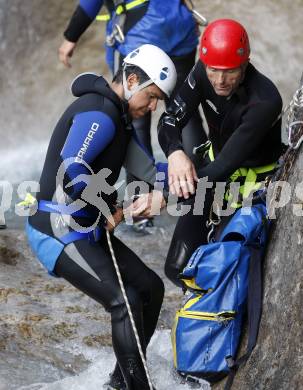 EBEL. Eishockey Bundesliga. Teambuilding KAC. Trainer Many Viveiros. Lienz, am 1.9.2008.
Foto: Kuess

---
pressefotos, pressefotografie, kuess, qs, qspictures, sport, bild, bilder, bilddatenbank
