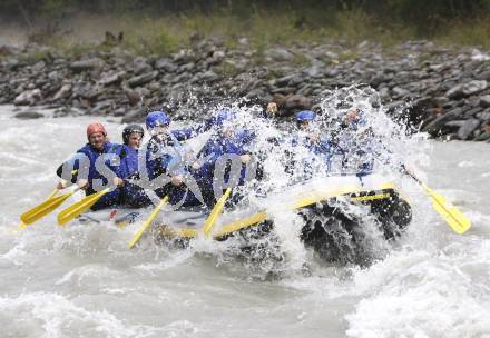 EBEL. Eishockey Bundesliga. Teambuilding KAC. Rafting. Lienz, am 1.9.2008.
Foto: Kuess

---
pressefotos, pressefotografie, kuess, qs, qspictures, sport, bild, bilder, bilddatenbank
