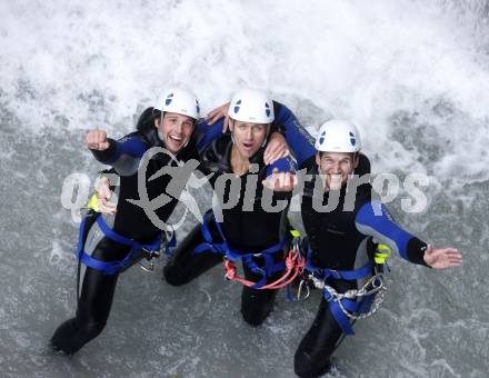 EBEL. Eishockey Bundesliga. Teambuilding KAC. Christoph Harand, Mike Craig, Gregor Hager. Lienz, am 1.9.2008.
Foto: Kuess

---
pressefotos, pressefotografie, kuess, qs, qspictures, sport, bild, bilder, bilddatenbank