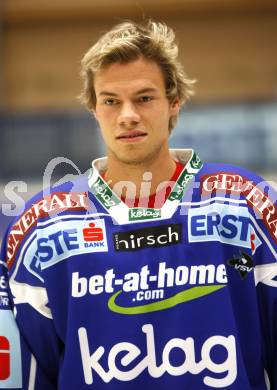 EBEL. Eishockey Bundesliga. Mannschaftsfototermin VSV. Thomas Raffl. Villach, am 2.9.2008.
Foto: Kuess

---
pressefotos, pressefotografie, kuess, qs, qspictures, sport, bild, bilder, bilddatenbank