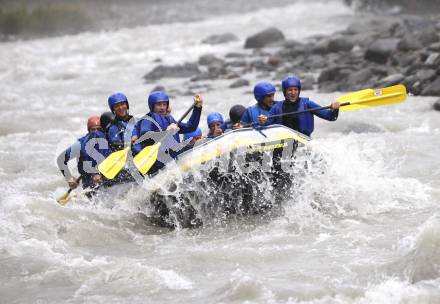 EBEL. Eishockey Bundesliga. Teambuilding KAC. Rafting. Lienz, am 1.9.2008.
Foto: Kuess

---
pressefotos, pressefotografie, kuess, qs, qspictures, sport, bild, bilder, bilddatenbank