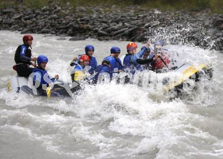 EBEL. Eishockey Bundesliga. Teambuilding KAC. Rafting. Lienz, am 1.9.2008.
Foto: Kuess

---
pressefotos, pressefotografie, kuess, qs, qspictures, sport, bild, bilder, bilddatenbank