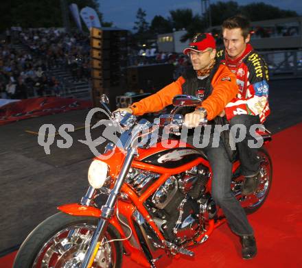 EBEL. Eishockey Bundesliga. Mannschaftspraesentation KAC. Schuller David. Woertherseebuehne. Klagenfurt, am 4.9.2008.
Foto: Kuess

---
pressefotos, pressefotografie, kuess, qs, qspictures, sport, bild, bilder, bilddatenbank
