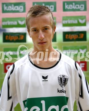 Fussball Bundesliga. Fussball Akademie SK Austria Kaernten. Amateure.  Bundesnachwuchszentrum. Adunka Roman. Klagenfurt, am 16.9.2008.
Foto: Kuess 
---
pressefotos, pressefotografie, kuess, qs, qspictures, sport, bild, bilder, bilddatenbank