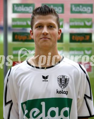 Fussball Bundesliga. Fussball Akademie SK Austria Kaernten. Amateure.  Bundesnachwuchszentrum. Jedlautschnig Manuel. Klagenfurt, am 16.9.2008.
Foto: Kuess 
---
pressefotos, pressefotografie, kuess, qs, qspictures, sport, bild, bilder, bilddatenbank