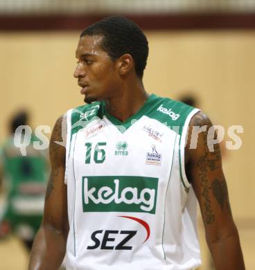 Basketball. Bundesliga. Testspiel. Woertherseepiraten gegen Kapfenberg. Justin Marshall (Piraten). Klagenfurt, 20.9.2008.
Foto: Kuess

---
pressefotos, pressefotografie, kuess, qs, qspictures, sport, bild, bilder, bilddatenbank