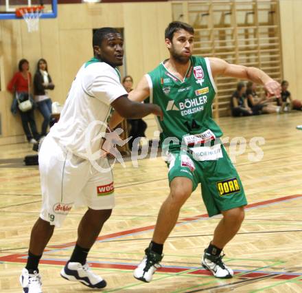 Basketball. Bundesliga. Testspiel. Woertherseepiraten gegen Kapfenberg. Gordon Chase (Piraten), Ramiz Suljanovic (Kapfenberg). Klagenfurt, 20.9.2008.
Foto: Kuess

---
pressefotos, pressefotografie, kuess, qs, qspictures, sport, bild, bilder, bilddatenbank