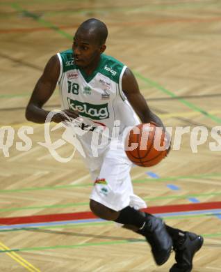 Basketball. Bundesliga. Testspiel. Woertherseepiraten gegen Kapfenberg. Brandon Hartley (Piraten). Klagenfurt, 20.9.2008.
Foto: Kuess

---
pressefotos, pressefotografie, kuess, qs, qspictures, sport, bild, bilder, bilddatenbank