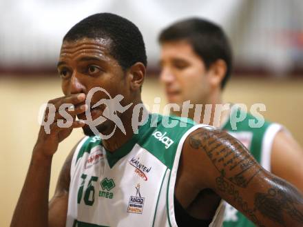 Basketball. Bundesliga. Testspiel. Woertherseepiraten gegen Kapfenberg. Justin Marshall (Piraten). Klagenfurt, 20.9.2008.
Foto: Kuess

---
pressefotos, pressefotografie, kuess, qs, qspictures, sport, bild, bilder, bilddatenbank