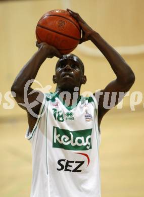 Basketball. Bundesliga. Testspiel. Woertherseepiraten gegen Kapfenberg. Brandon Hartley (Piraten). Klagenfurt, 20.9.2008.
Foto: Kuess

---
pressefotos, pressefotografie, kuess, qs, qspictures, sport, bild, bilder, bilddatenbank