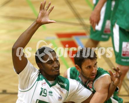 Basketball. Bundesliga. Testspiel. Woertherseepiraten gegen Kapfenberg. Gordon Chase (Piraten). Klagenfurt, 20.9.2008.
Foto: Kuess

---
pressefotos, pressefotografie, kuess, qs, qspictures, sport, bild, bilder, bilddatenbank