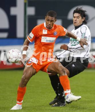 Fussball. Tipp3-Bundesliga. SK Austria Kelag Kaernten  gegen FK Austria Wien. Chaile Carlos (Austria Kaernten), Okotie Rubin Rafael  (Wien). Klagenfurt, 27.9.2008. 
Copyright Kuess

---
pressefotos, pressefotografie, kuess, qs, qspictures, sport, bild, bilder, bilddatenbank