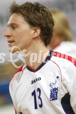 Volleyball Bundesliga. VBK Woerthersee Loewen Klagenfurt gegen UVC Wesser Graz. Simon Breuss (VBK) Klagenfurt, 27.9.2008
Copyright Kuess

---
pressefotos, pressefotografie, kuess, qs, qspictures, sport, bild, bilder, bilddatenbank