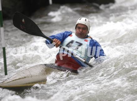 Kaerntner Landesmeisterschaften Wildwasser. Kajak. Norbert Sattler (KV klagenfurt, AUT). Silbermedaillengewiiner bei der Sommerolympiade 1972. Klagenfurt - Gurkerbruecke, 28.9.2008.
Foto: Kuess


---
pressefotos, pressefotografie, kuess, qs, qspictures, sport, bild, bilder, bilddatenbank