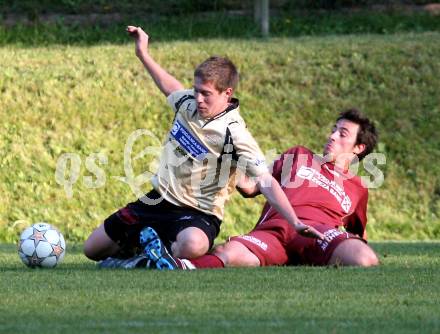 Fussball. Unterliga Ost. DSG Sele/Zell gegen Globasnitz. Kelih Martin (Zell), Lince Michael (Globasnitz). Zell, 28.9.2008.
Foto: Kuess Nadja
---
pressefotos, pressefotografie, kuess, qs, qspictures, sport, bild, bilder, bilddatenbank