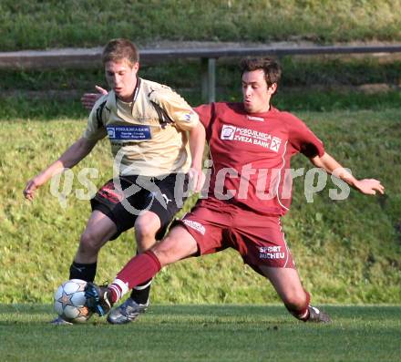 Fussball. Unterliga Ost. DSG Sele/Zell gegen Globasnitz. Kelih Martin (Zell), Lince Michael (Globasnitz). Zell, 28.9.2008.
Foto: Kuess Nadja
---
pressefotos, pressefotografie, kuess, qs, qspictures, sport, bild, bilder, bilddatenbank