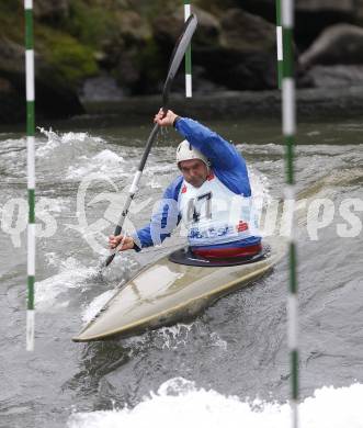 Kaerntner Landesmeisterschaften Wildwasser. Kajak. Norbert Sattler (KV klagenfurt, AUT). Silbermedaillengewiiner bei der Sommerolympiade 1972. Klagenfurt - Gurkerbruecke, 28.9.2008.
Foto: Kuess


---
pressefotos, pressefotografie, kuess, qs, qspictures, sport, bild, bilder, bilddatenbank