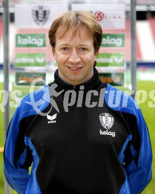 Fussball Bundesliga. Fussballakademie SK Austria Kaernten U15. BNZ. Bundesnachwuchszentrum. Gernot Machné. Klagenfurt, am 16.9.2008.
Foto: Kuess 
---
pressefotos, pressefotografie, kuess, qs, qspictures, sport, bild, bilder, bilddatenbank