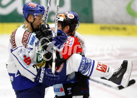 EBEL.  Eishockey Bundesliga. EC Pasut VSV gegen HC TWK Innsbruck. Darell Scoville, (VSV) Kent Salfi (Innsbruck). Villach, am 30.9.2008.
Foto: Kuess

---
pressefotos, pressefotografie, kuess, qs, qspictures, sport, bild, bilder, bilddatenbank
