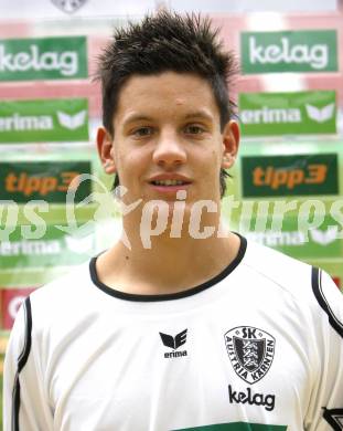 Fussball Bundesliga. Fussball Akademie SK Austria Kaernten U17. BNZ. Bundesnachwuchszentrum. Irnes Glavas. Klagenfurt, am 16.9.2008.
Foto: Kuess 
---
pressefotos, pressefotografie, kuess, qs, qspictures, sport, bild, bilder, bilddatenbank